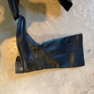 Elegant Black Heeled Boots for Women